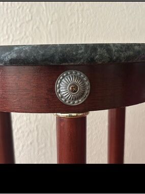 Round Accent Side Table with Dark Green Marble Top and Cherry Wood